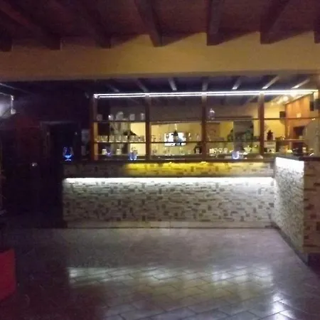 Giuffrida Alloggio per agriturismo Mondragone