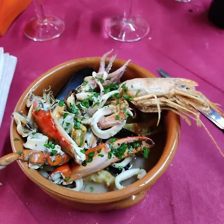 Giuffrida Alloggio per agriturismo Mondragone